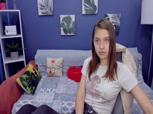 Live sex webcam photo for MarionMelody #270869979