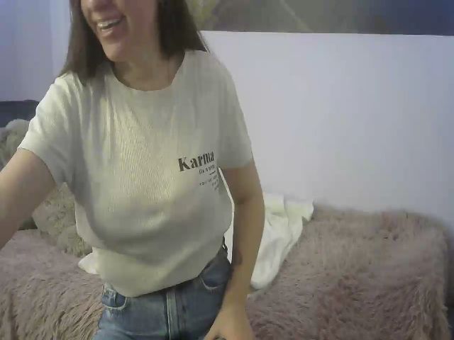 Live sex webcam photo for Sasha_lu #270873274