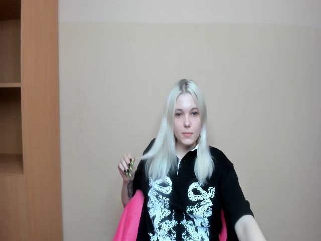 Live sex webcam photo for Liliagold #270876573