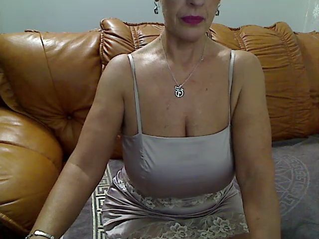 Live sex webcam photo for Junonnna #270881684