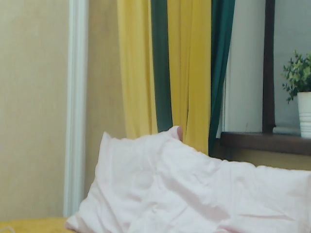 Live sex webcam photo for SoffyyHot #270882555