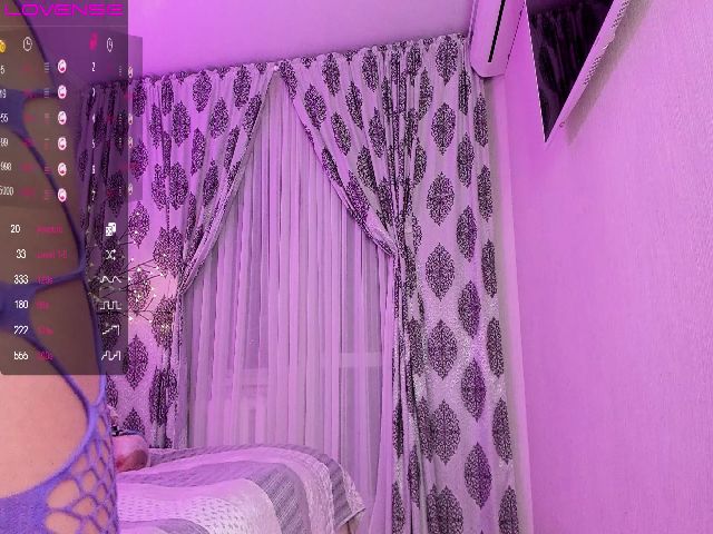 Live sex webcam photo for SummerDaysss #270882392