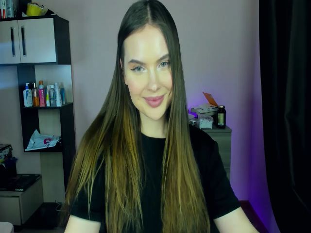 Live sex webcam photo for Daisymarly #270868365