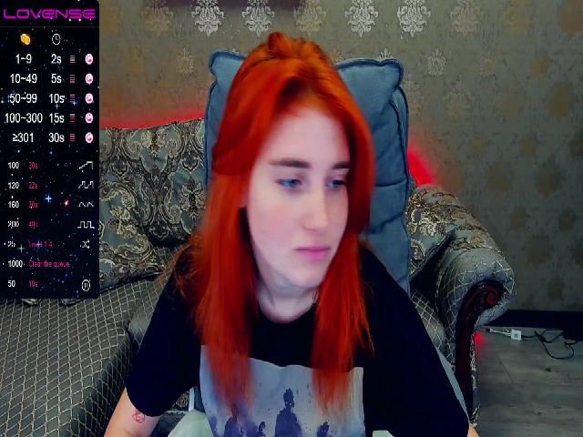 Live sex webcam photo for EmiilyFox #270873485