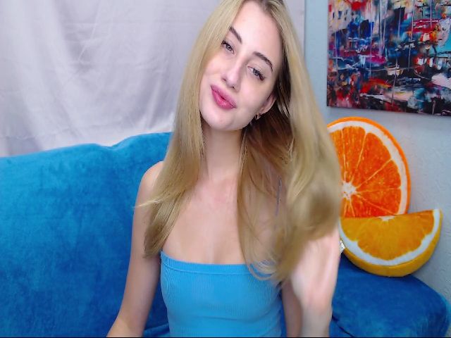 Live sex webcam photo for SweetOrangeK #270870007