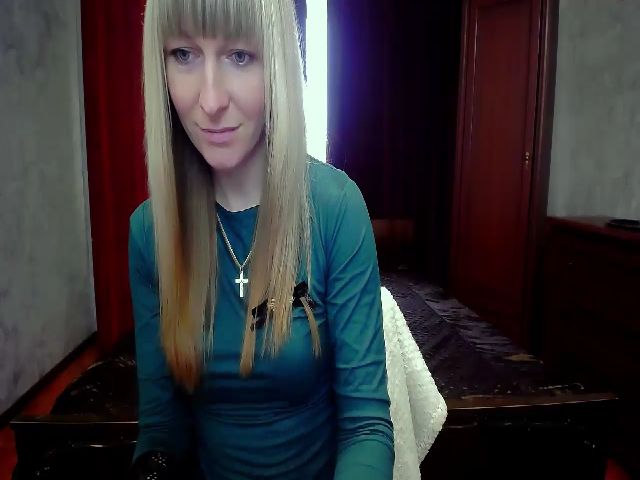 Live sex webcam photo for AimeeWilliams #270872802