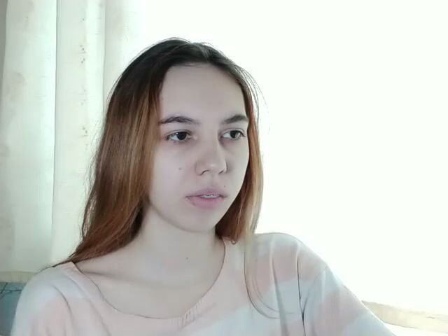 Live sex webcam photo for Tessa005 #270873036