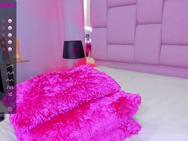 Live sex webcam photo for Candy-millers #270879433