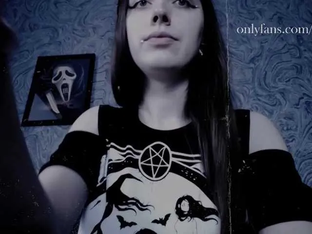 Live sex webcam photo for EllaDark #270875229