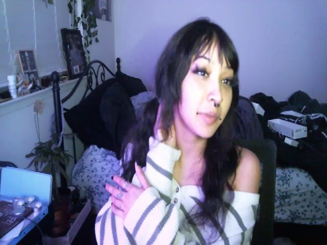 Live sex webcam photo for hazy666 #270872360