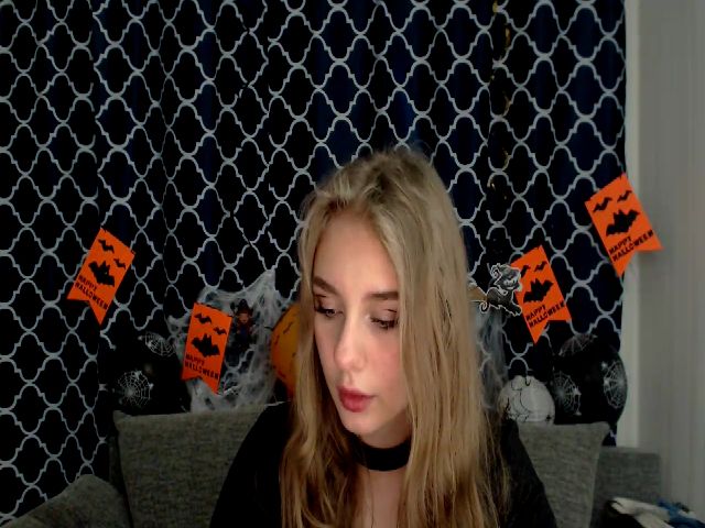 Live sex webcam photo for Aeritta #270876018