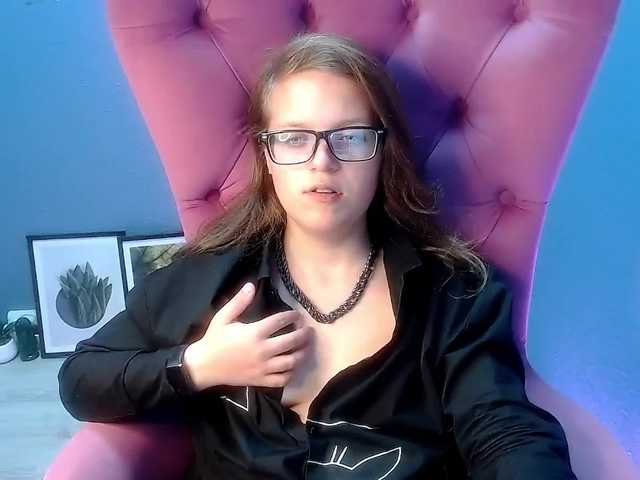 Live sex webcam photo for GabbyJoi #270874993