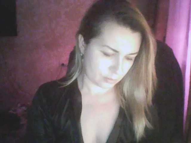 Live sex webcam photo for saden27 #270878808