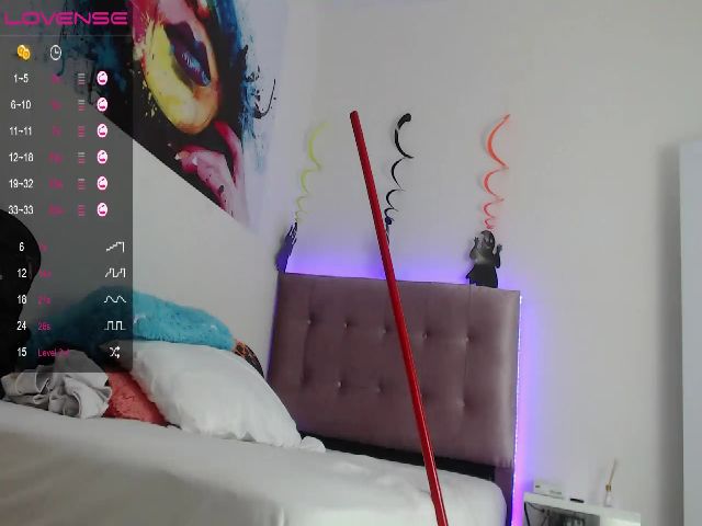 Live sex webcam photo for Aria_26 #270873769