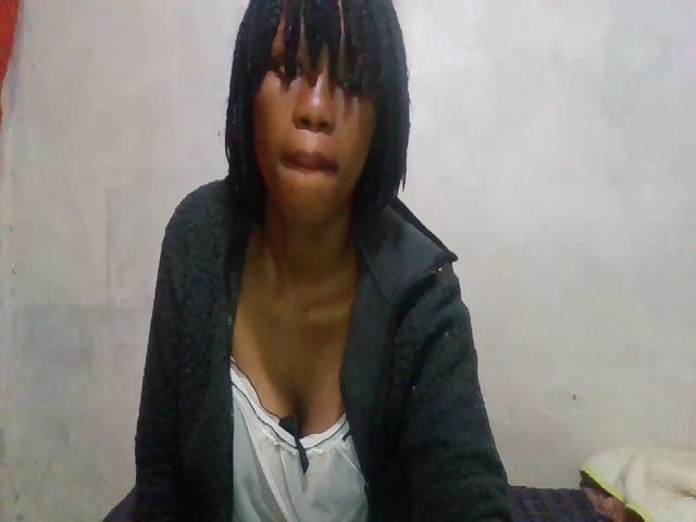 Live sex webcam photo for Blqdiamond #270868089