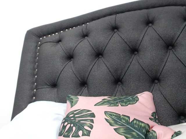 Live sex webcam photo for tamara28x #270866736