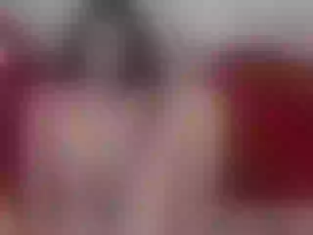 Live sex webcam photo for emmaruso69 #270878376