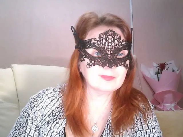 Live sex webcam photo for leeloofire #270893227