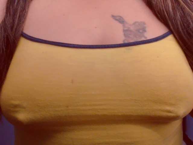 Live sex webcam photo for dirtywoman #270890511