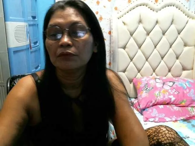 Live sex webcam photo for hOtGranny4u #270883719