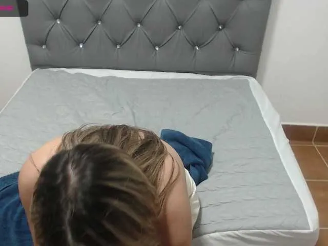 Live sex webcam photo for KelsiMonroe #270894149