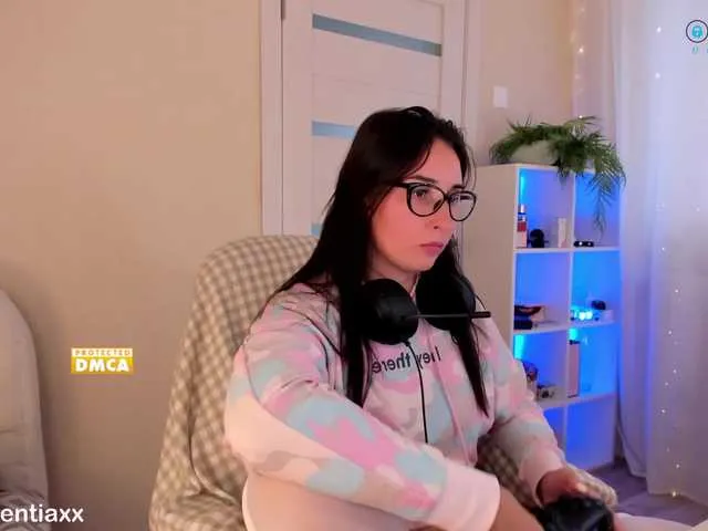 Live sex webcam photo for MeguminX #270890090