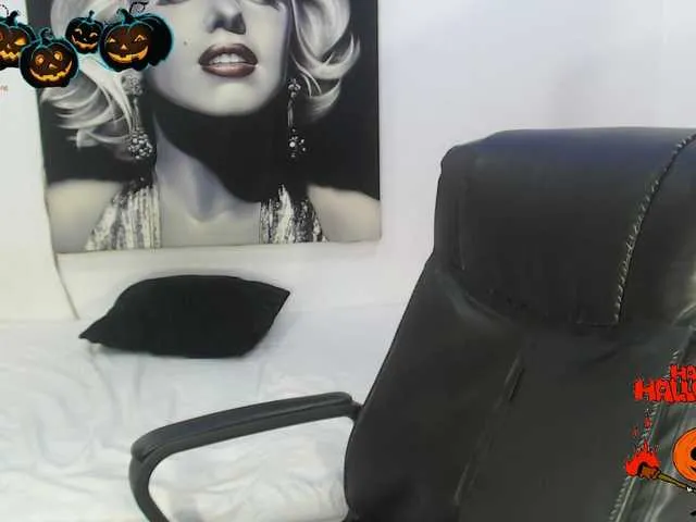 Live sex webcam photo for giamorrys #270893957