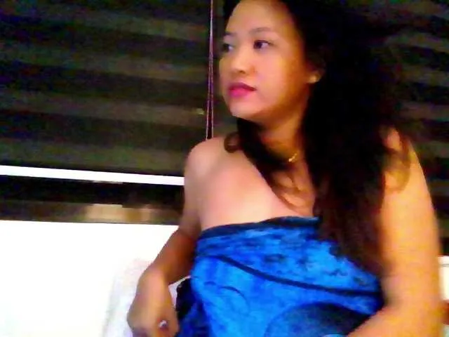 Live sex webcam photo for Rosselyn #270890217