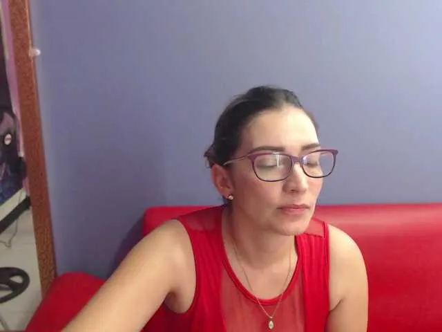 Live sex webcam photo for jeniferblanco #270883778
