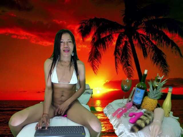 Live sex webcam photo for sasha-latina0 #270883726