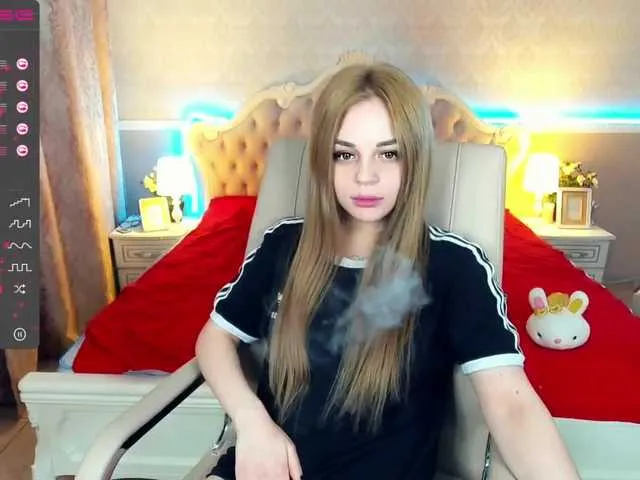 Live sex webcam photo for NikkyGirl #270893391
