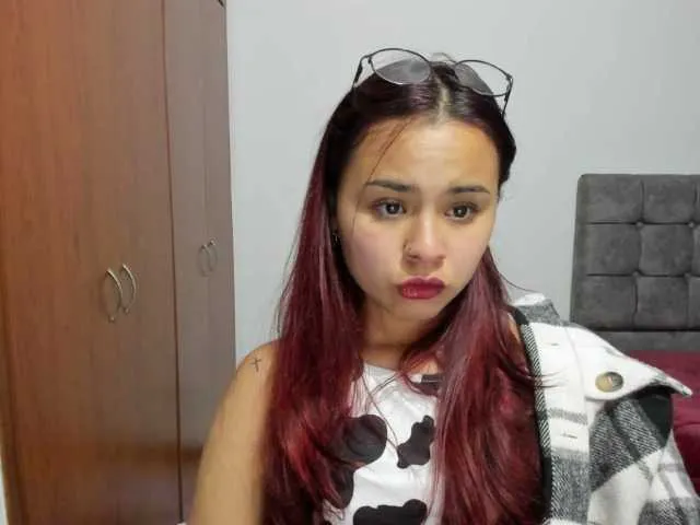 Live sex webcam photo for AshelyGirl #270883951