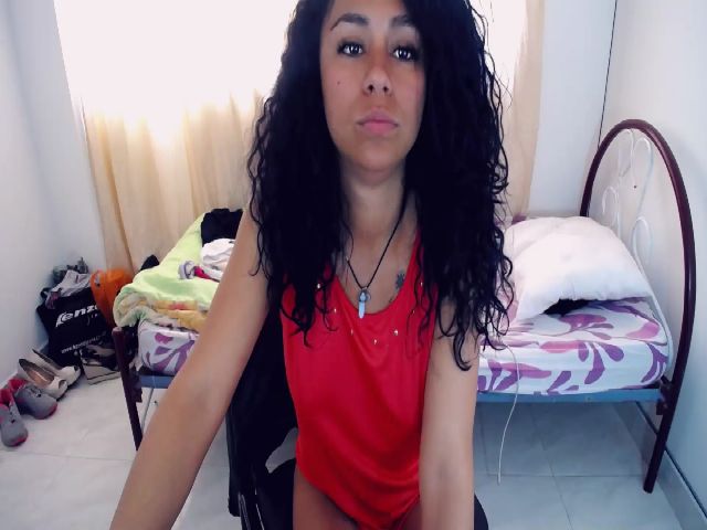 Live sex webcam photo for Vailot_cute #270891584