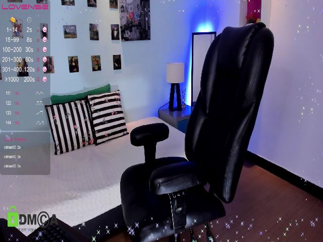 Live sex webcam photo for Miia____ #270889302