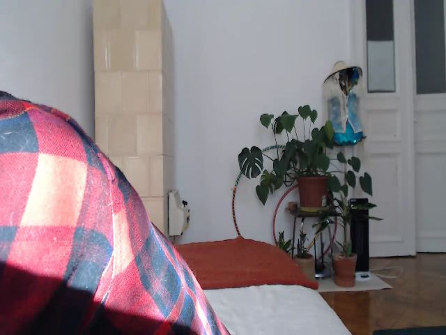 Live sex webcam photo for PetitePinkie #270890582