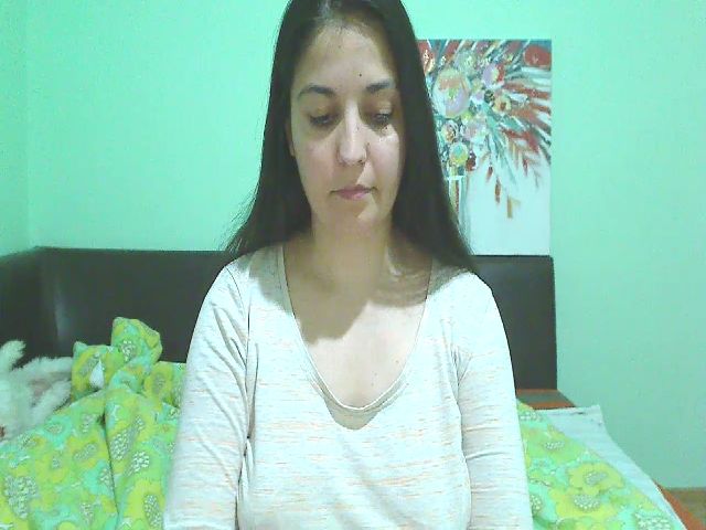 Live sex webcam photo for OneHotty #270883019