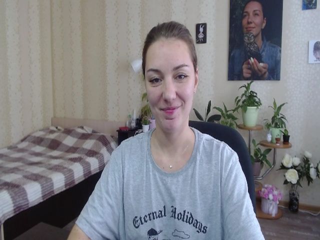 Live sex webcam photo for Emi_lywild #270889006