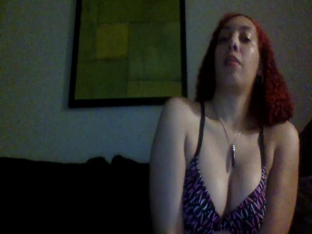 Live sex webcam photo for Heavenllyy #270888744