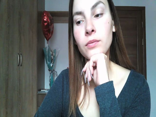 Live sex webcam photo for MisssSun #270888537