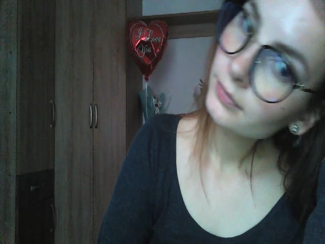 Live sex webcam photo for MisssSun #270891259