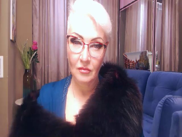 Live sex webcam photo for LadyXAnna #270888533