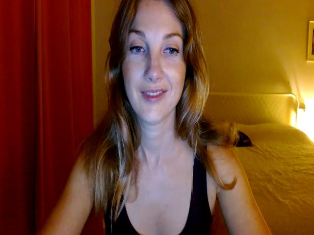 Live sex webcam photo for HappyAlise #270896076