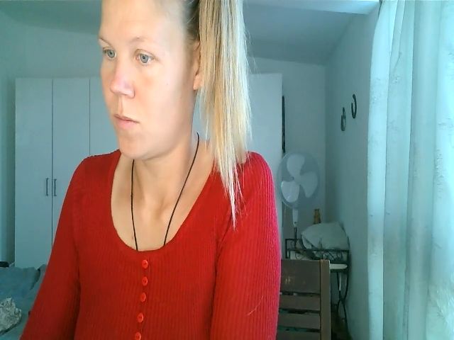 Live sex webcam photo for CallMeMaria #270888328