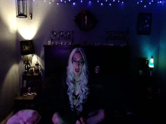 Live sex webcam photo for AlchemyBlue #270892584