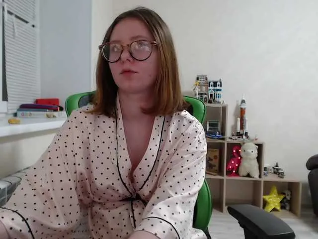 Live sex webcam photo for RinChan3 #270883164