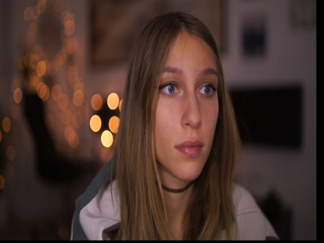 Live sex webcam photo for Poppyes #270890923