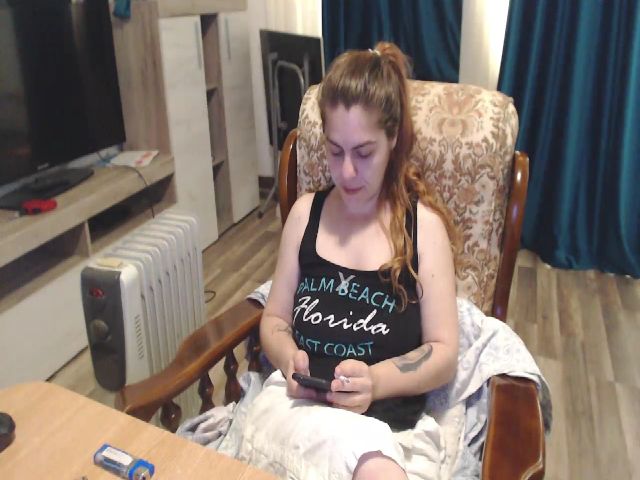 Live sex webcam photo for PlayfulSamira #270891298