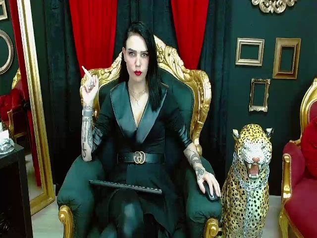 Live sex webcam photo for Mistress_Hera #270892320