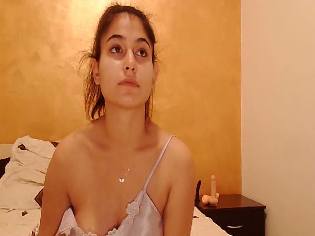 Live sex webcam photo for Ava_Harper #270894275