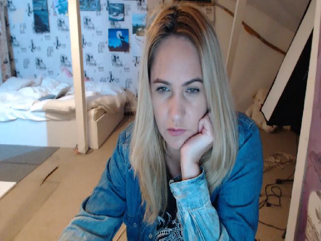 Live sex webcam photo for Sweet_Mady #270896551